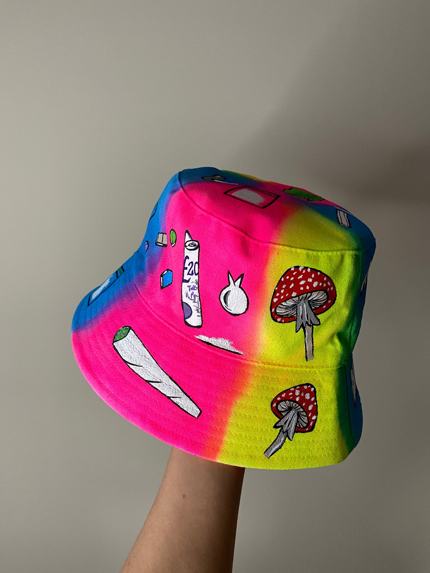 ‘zBABY’S NOTHING BUT A’ bucket hat
