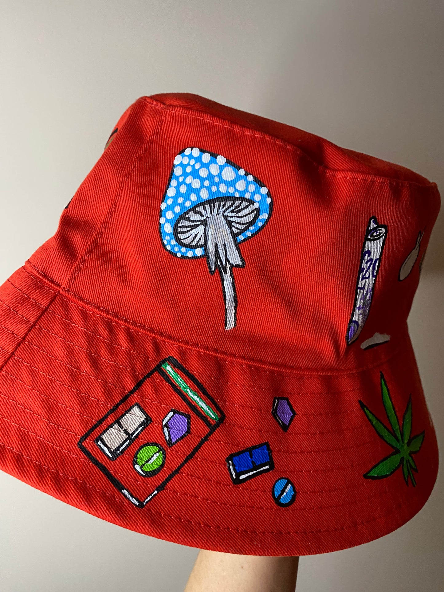 zKETONIT’ bucket hat
