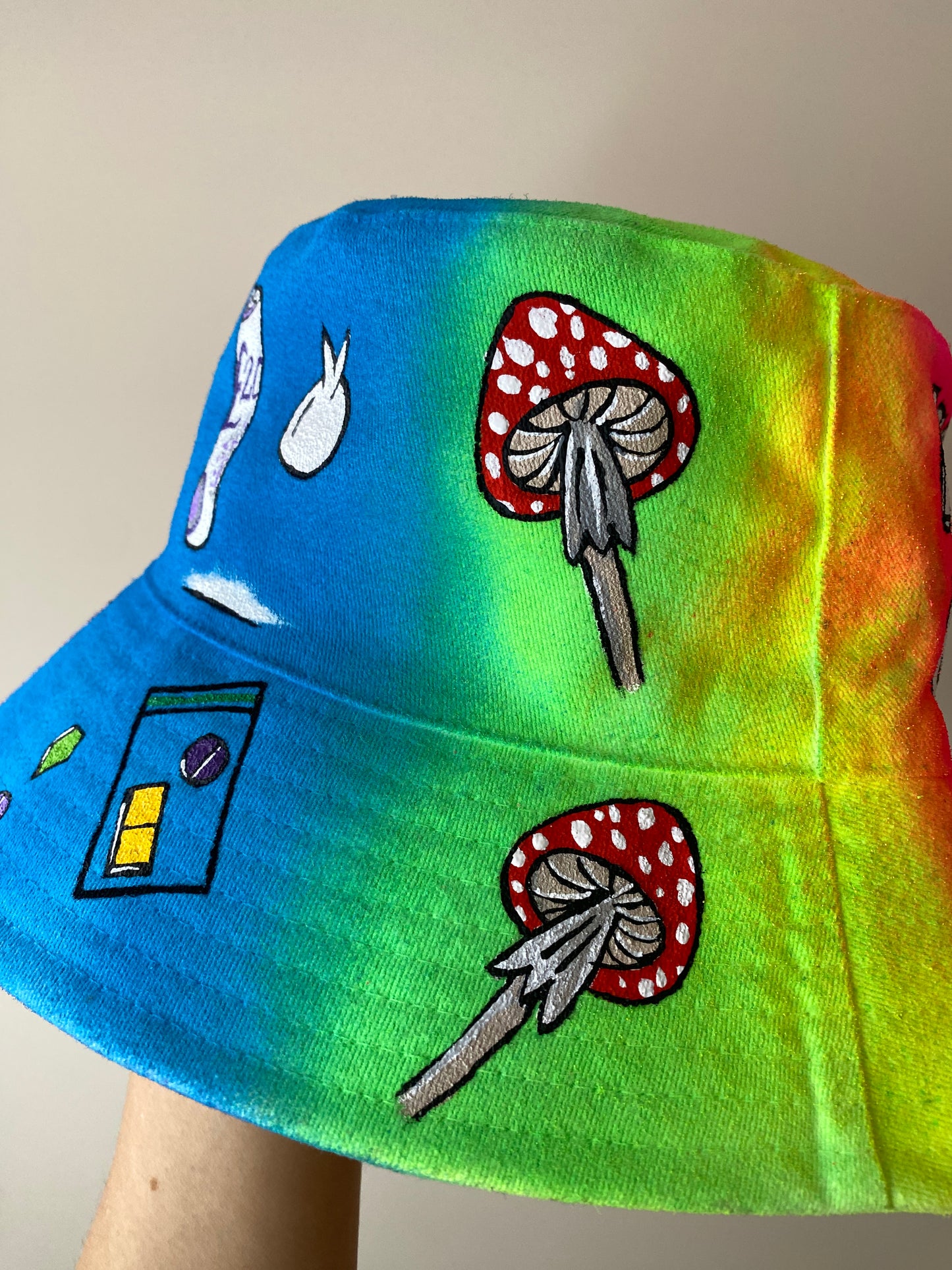‘zBABY’S NOTHING BUT A’ bucket hat