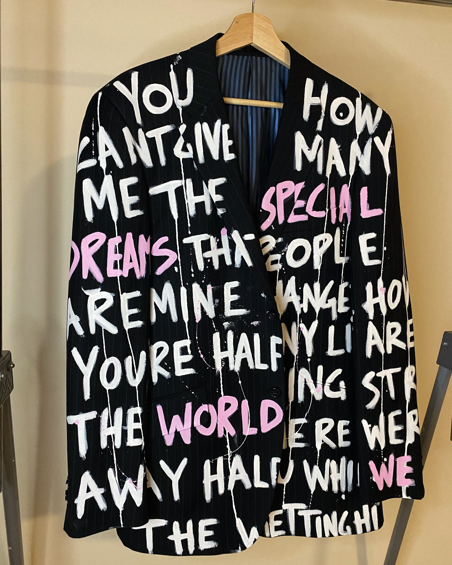 zOASISLYRICS’ blazer