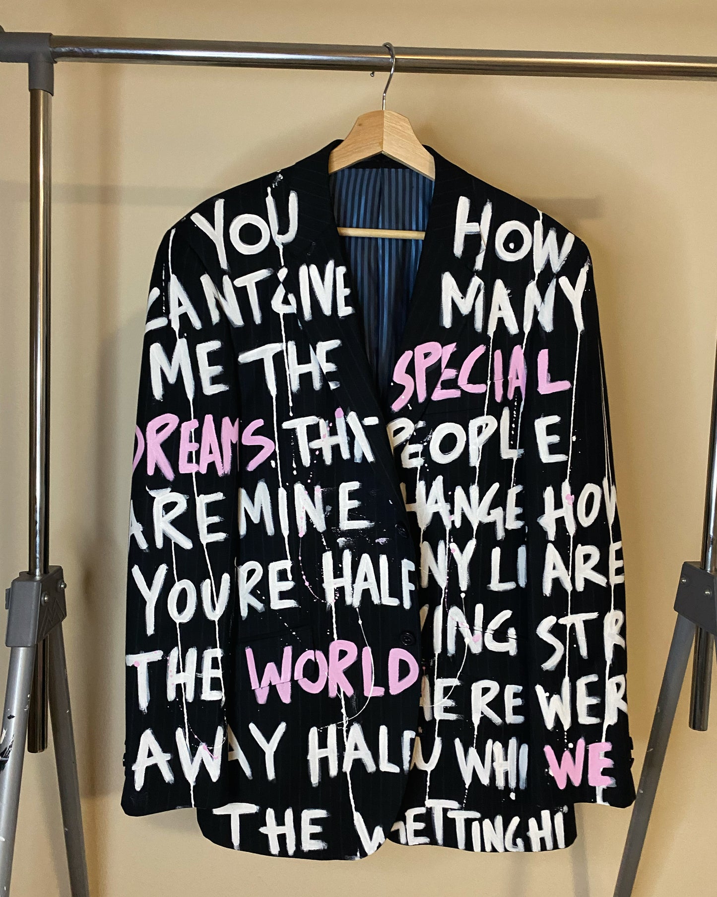 zOASISLYRICS’ blazer