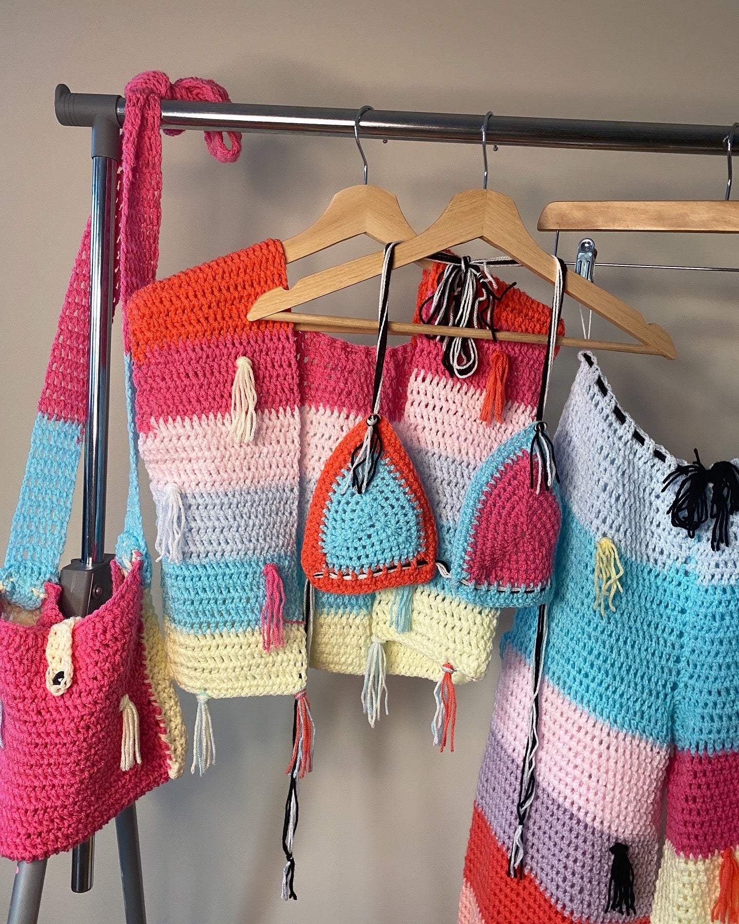 crochet 4 piece’ SET
