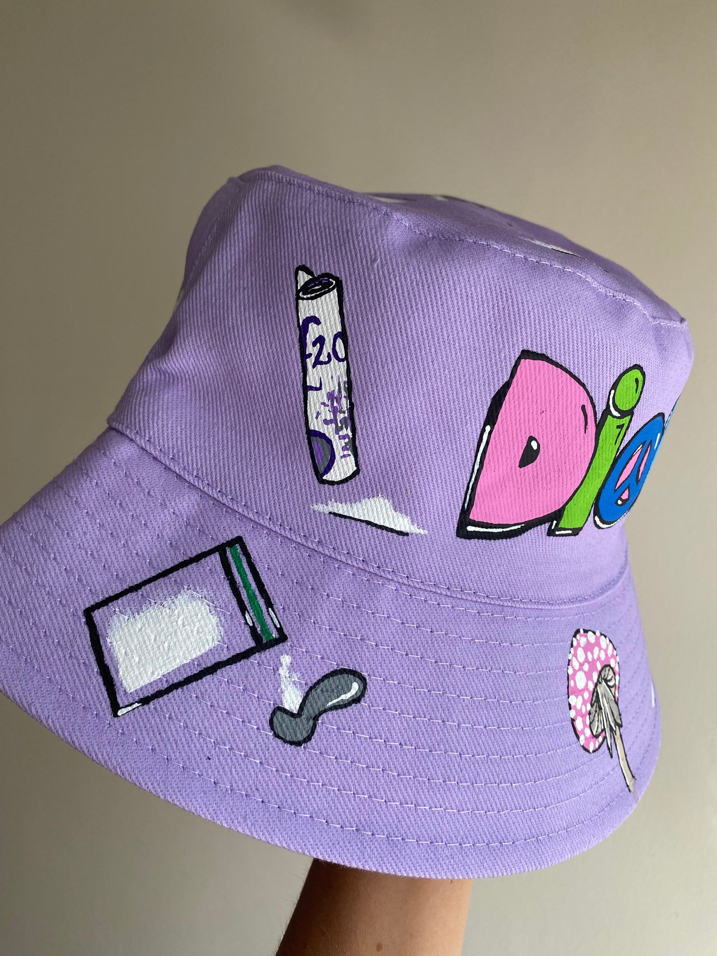 zCWH0RE’ bucket hat