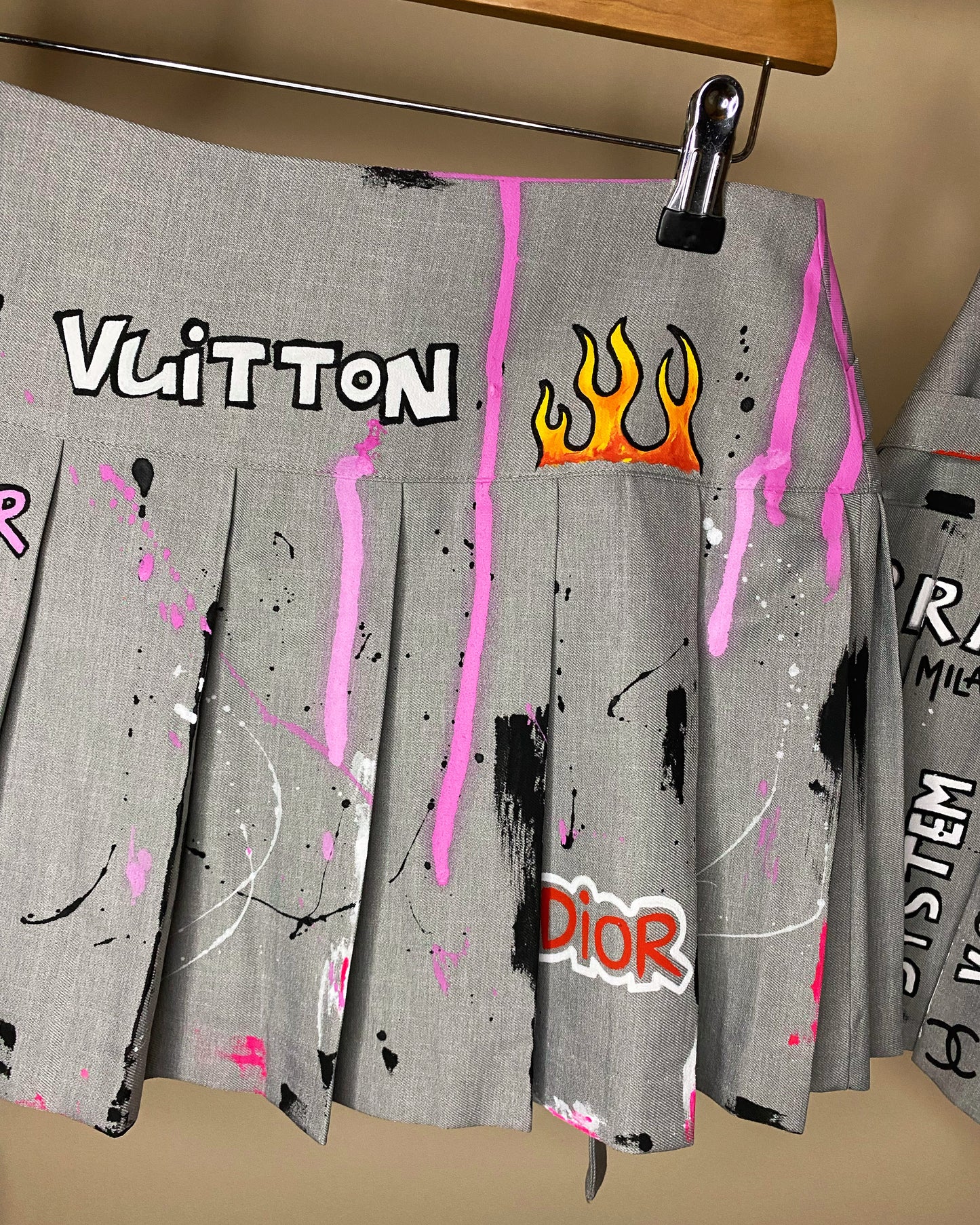 aaGRAFFITI’ mini skirt