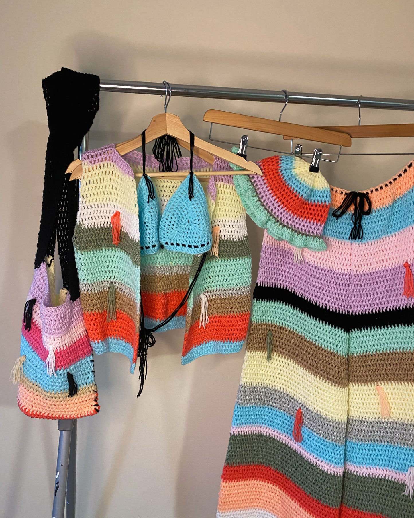 aaCrochet 5 pieceā SET