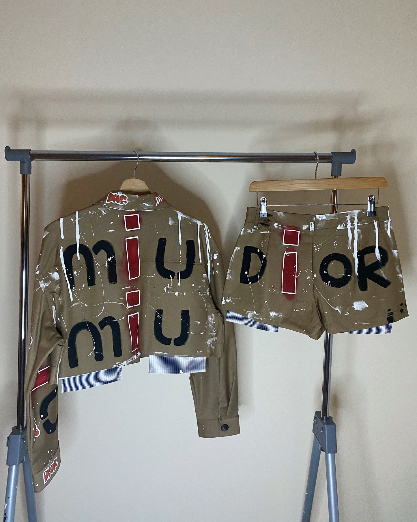 zMUIGRAFFITI’ skirt and jacket set.