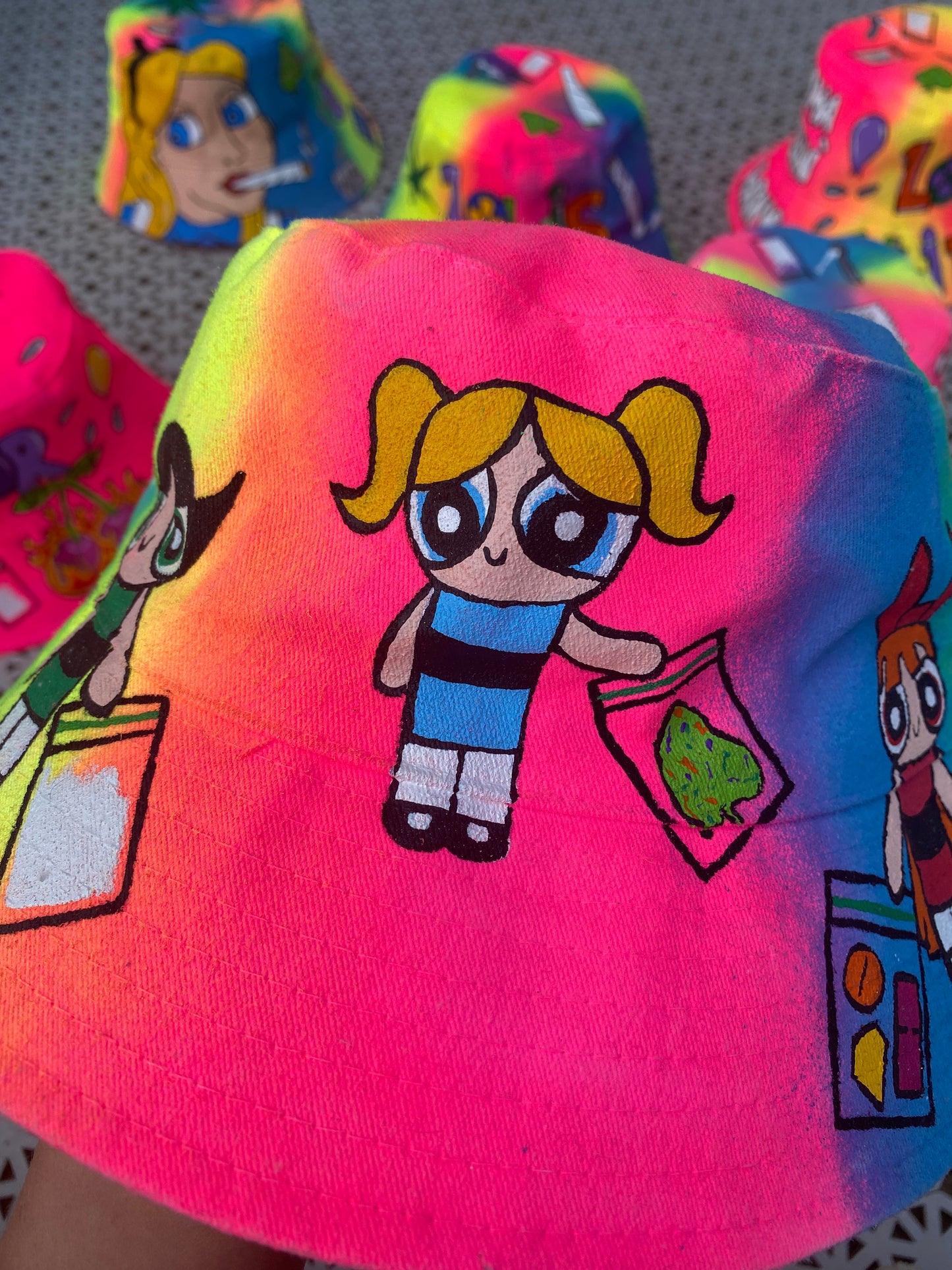 ‘zPowerpuff girls’ bucket hat