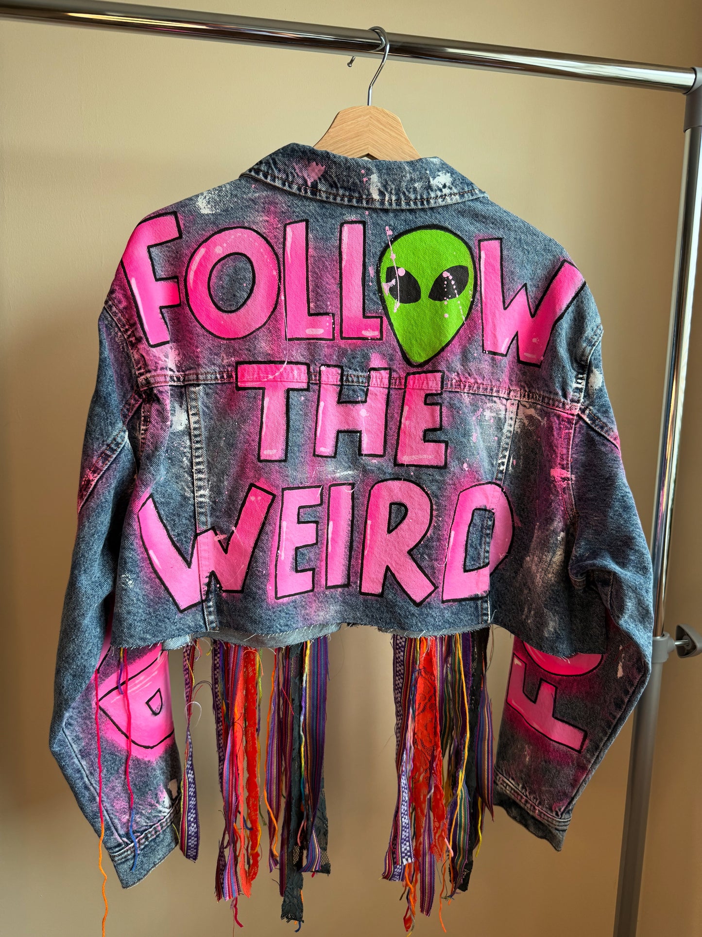 aFOLLOWTHEWEIRD’ adults cropped denim jacket