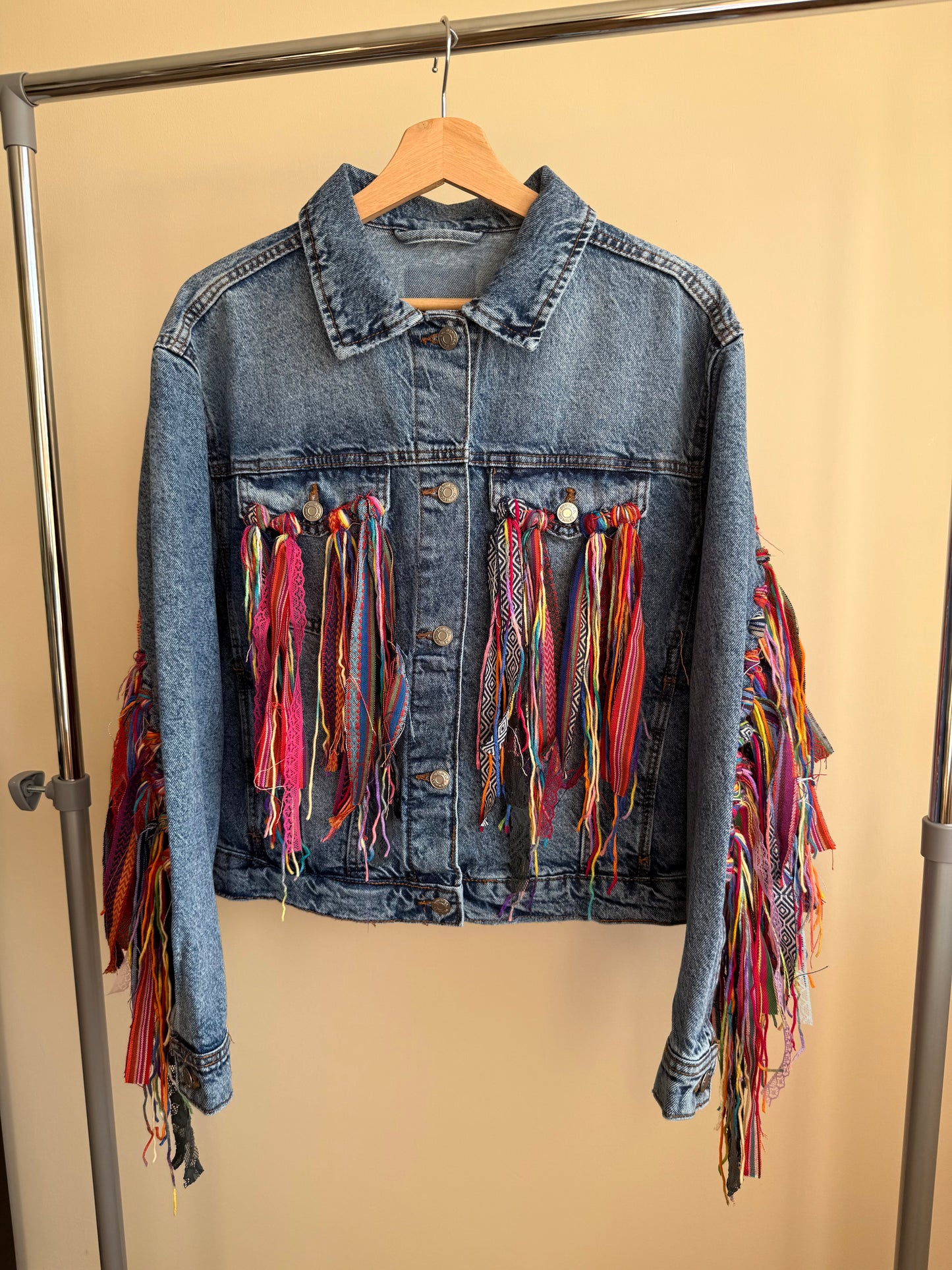 aaaTASSELBoho’ denim jacket