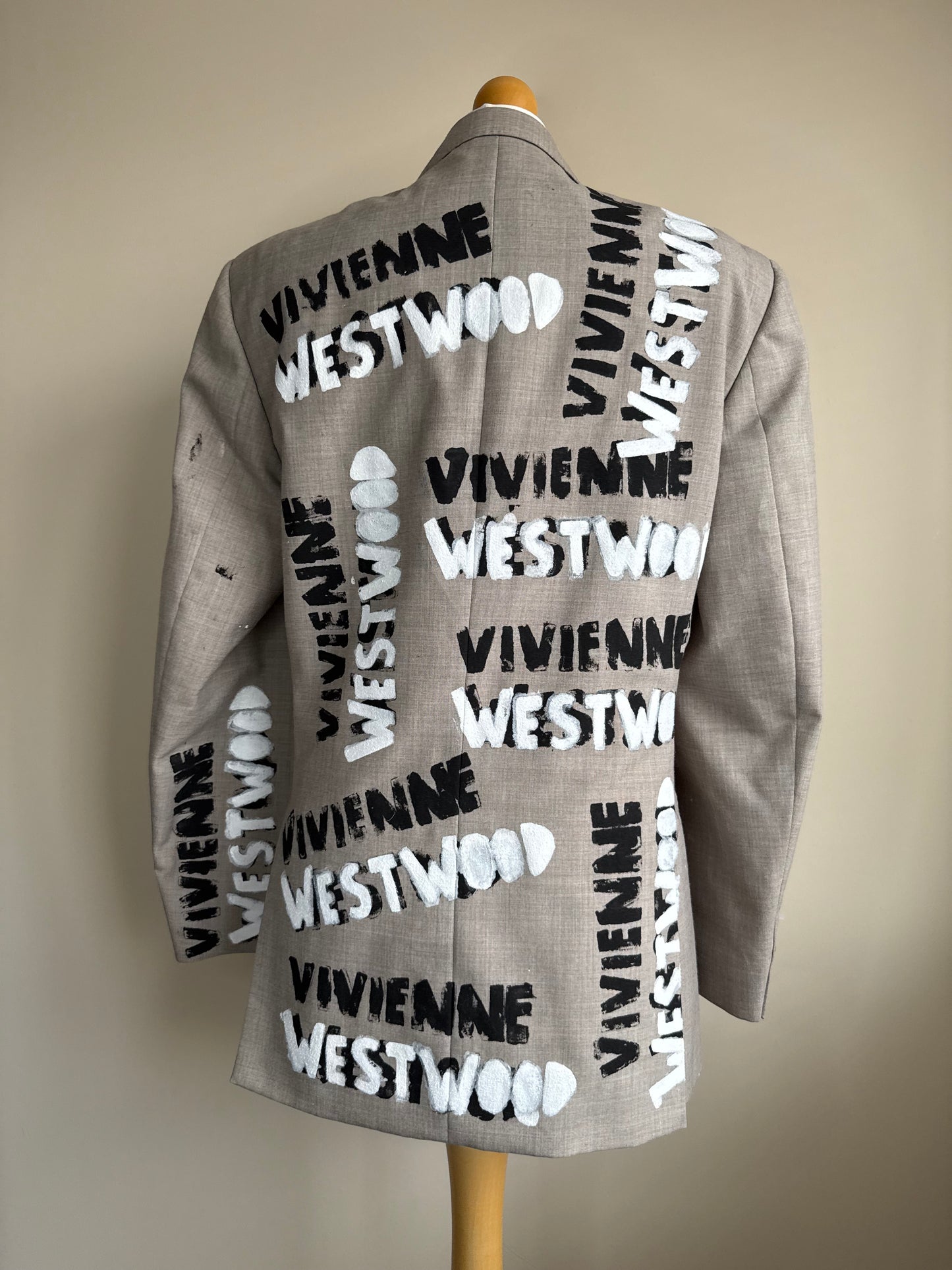 zVIVIENNE’ blazer