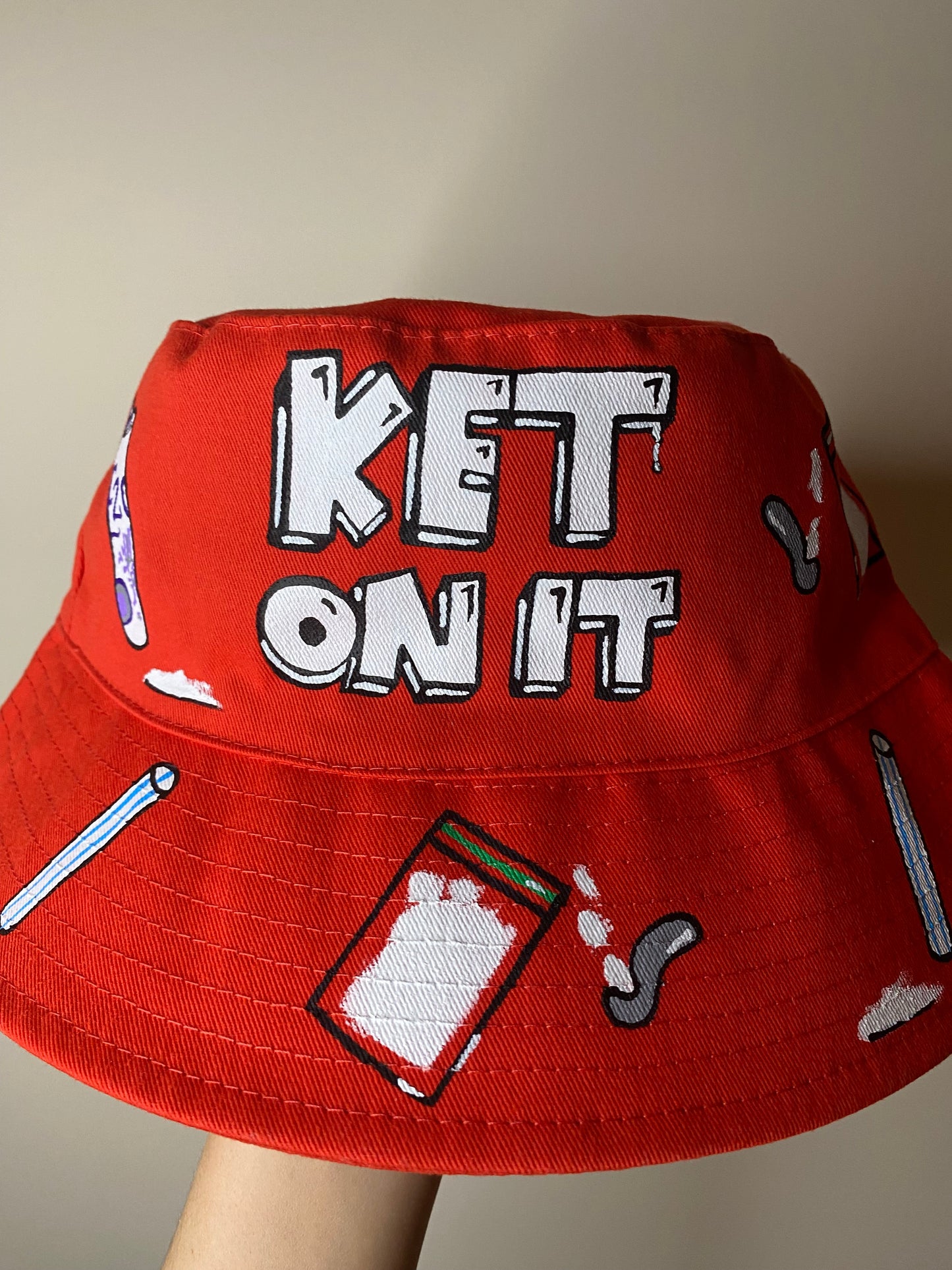 zKETONIT’ bucket hat