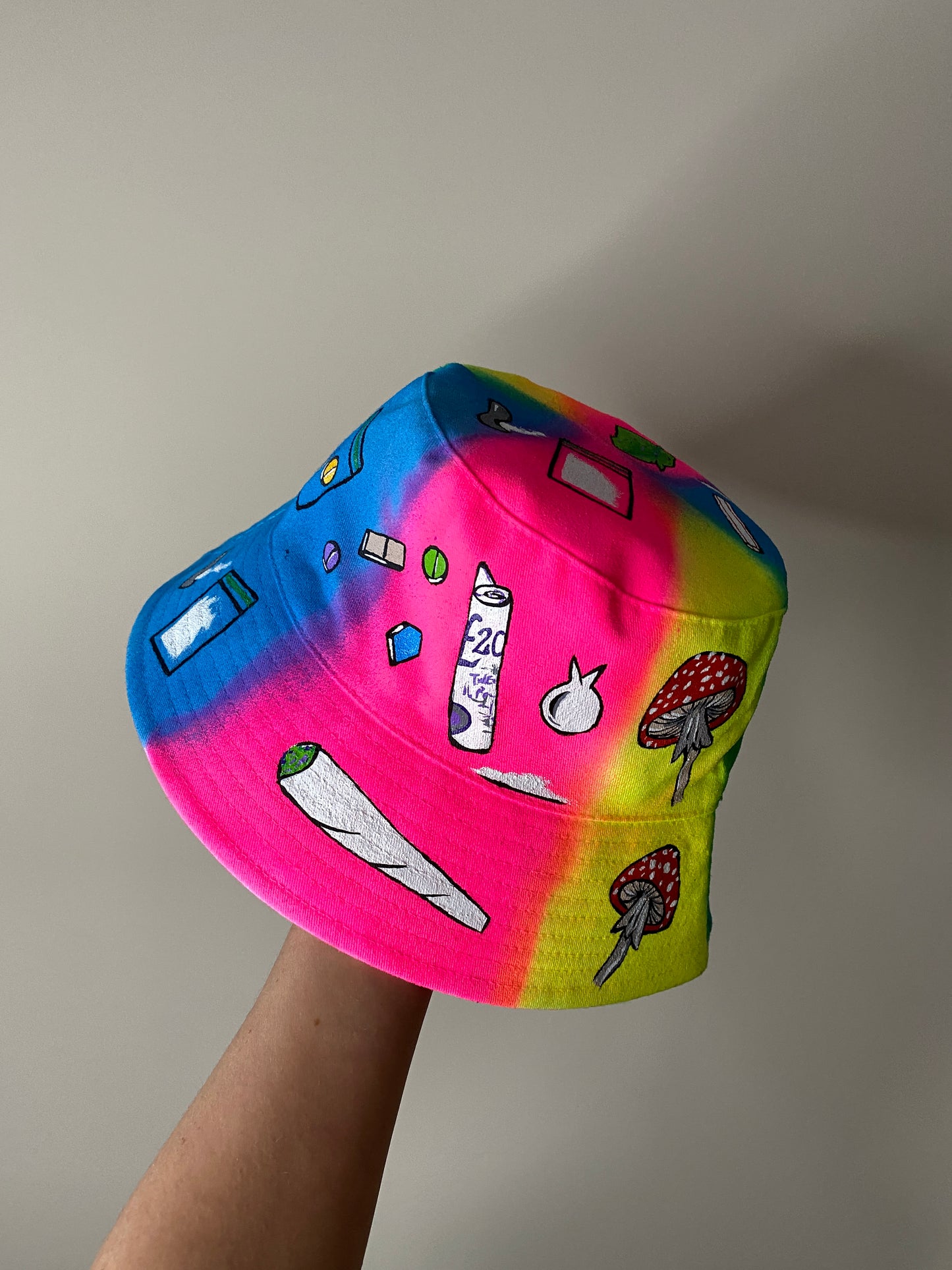 ‘zBABY’S NOTHING BUT A’ bucket hat