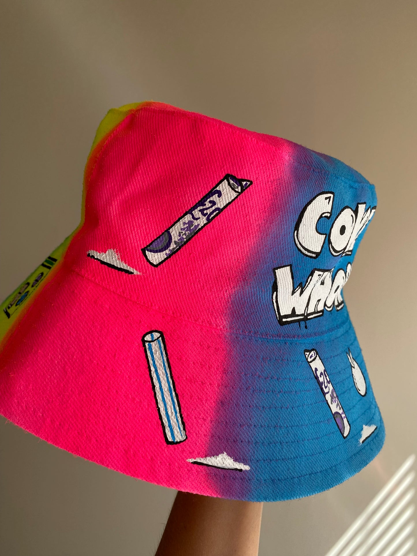 zCWH0RE’ bucket hat