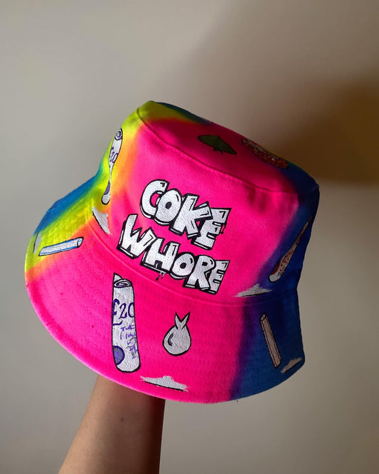 zCWH0RE’ bucket hat