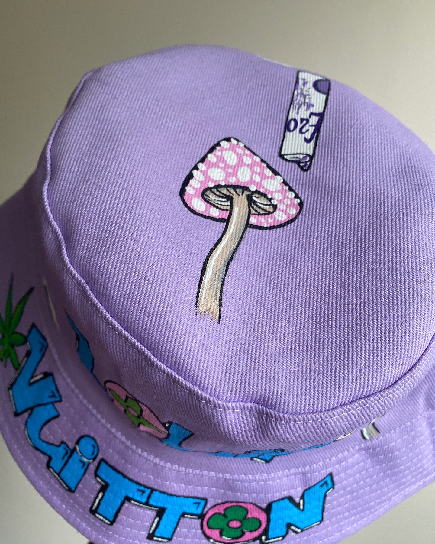 ‘zKETONIT’ bucket hat