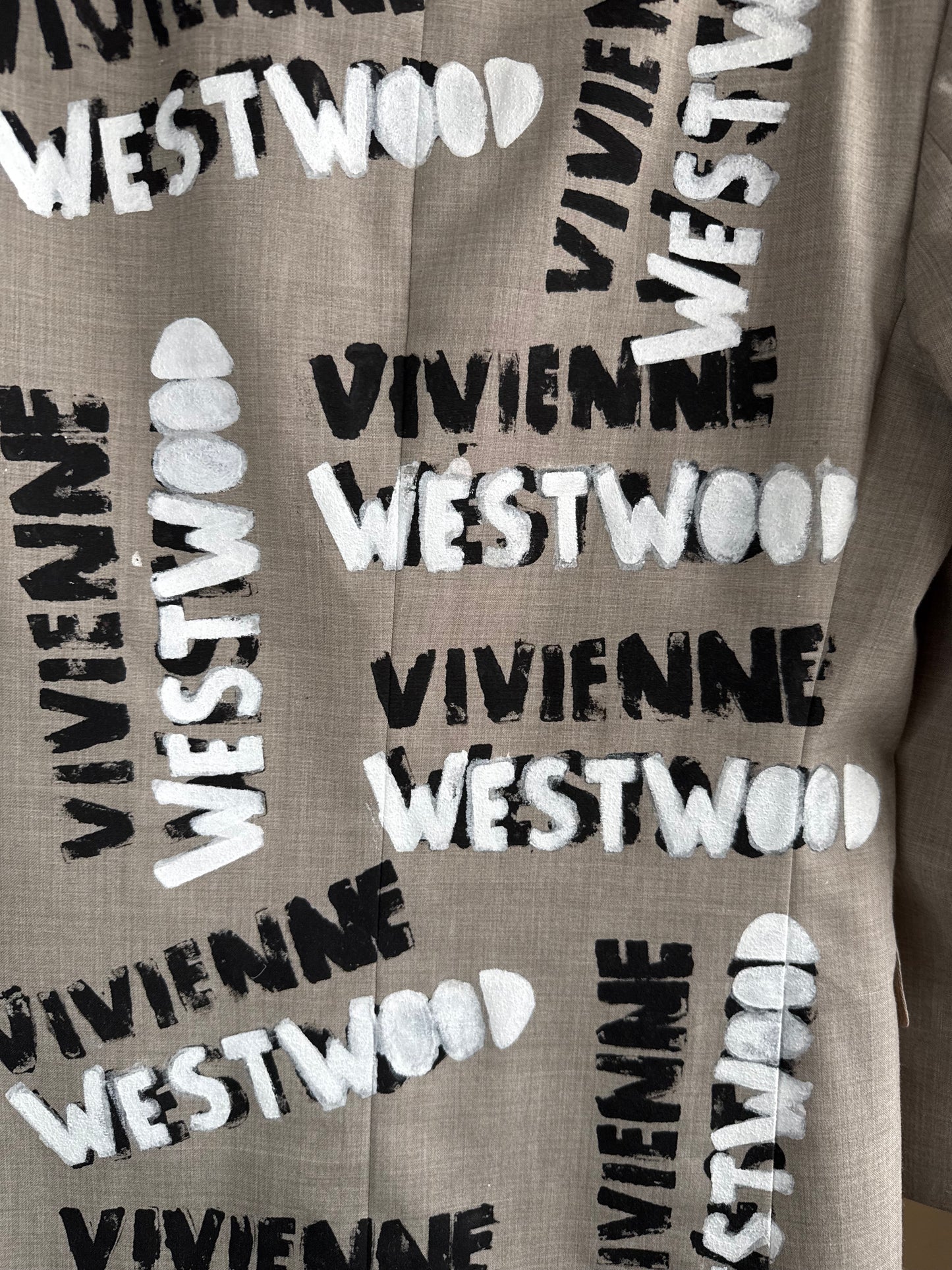 zVIVIENNE’ blazer