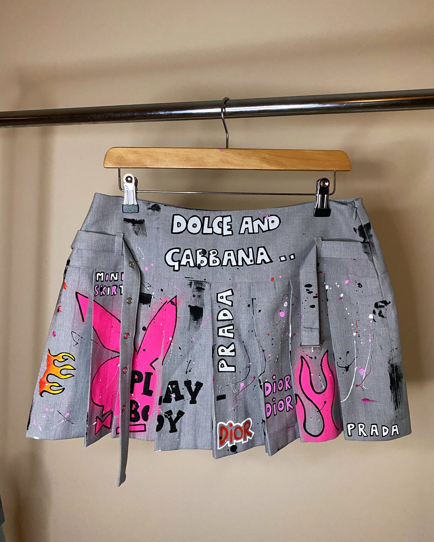aaGRAFFITI’ mini skirt