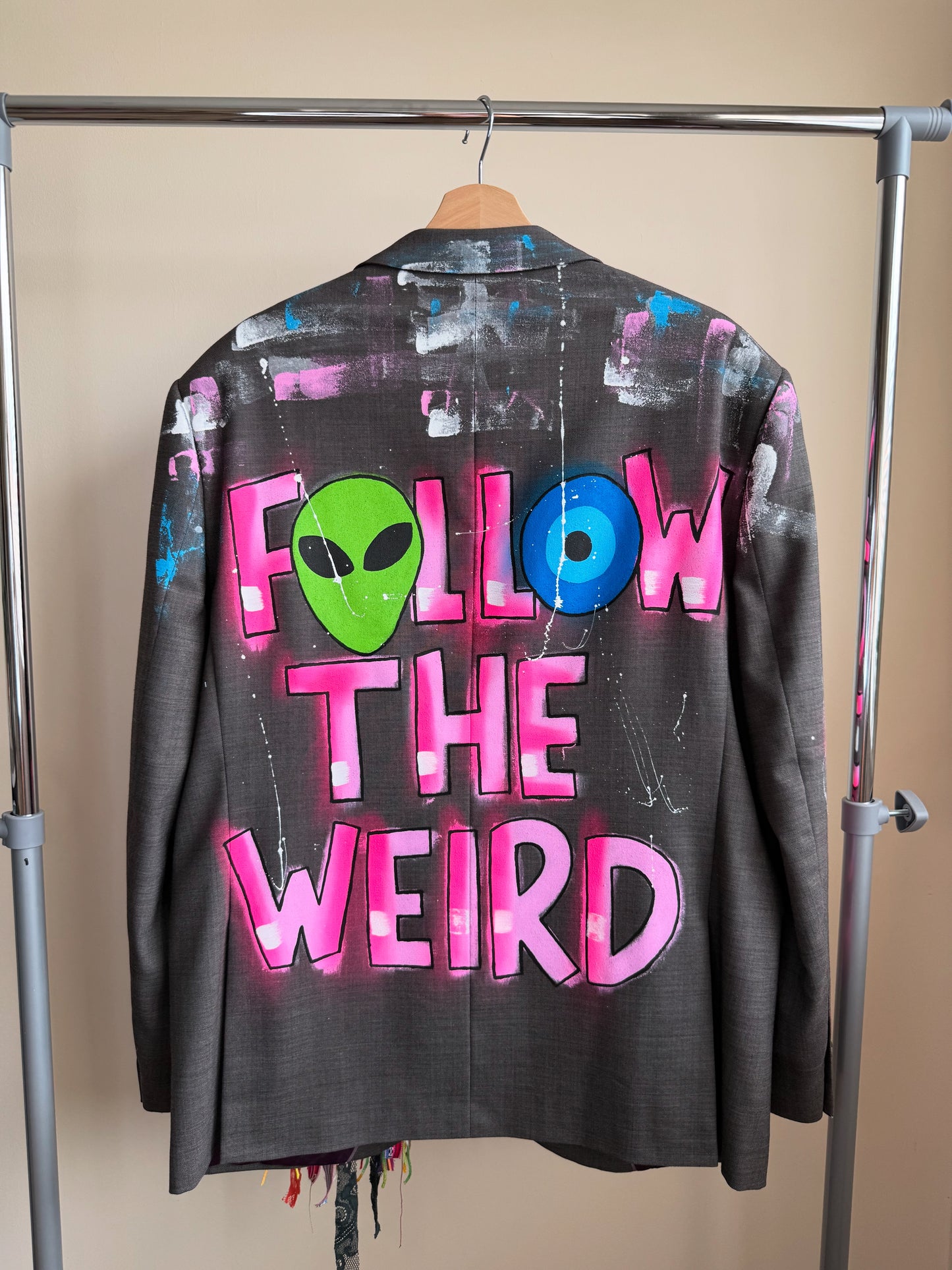 zFOLLOWTHEWEIRD’ Blazer
