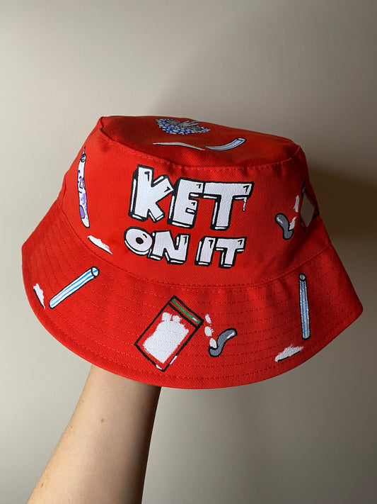 zKETONIT’ bucket hat