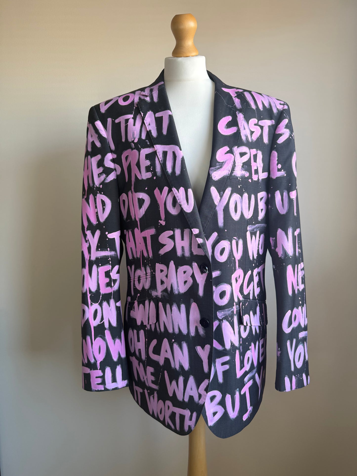 aaFLEETWOODMAC’ blazer