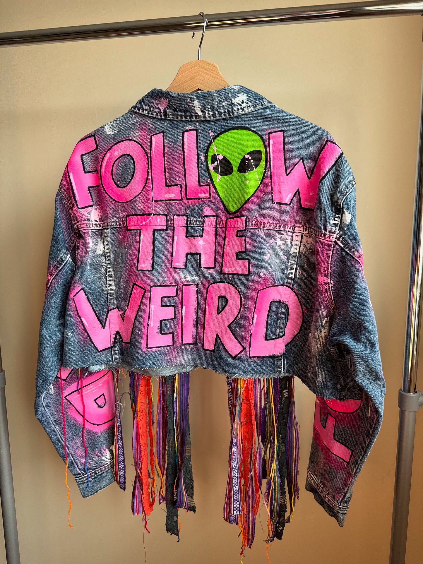 aFOLLOWTHEWEIRD’ adults cropped denim jacket
