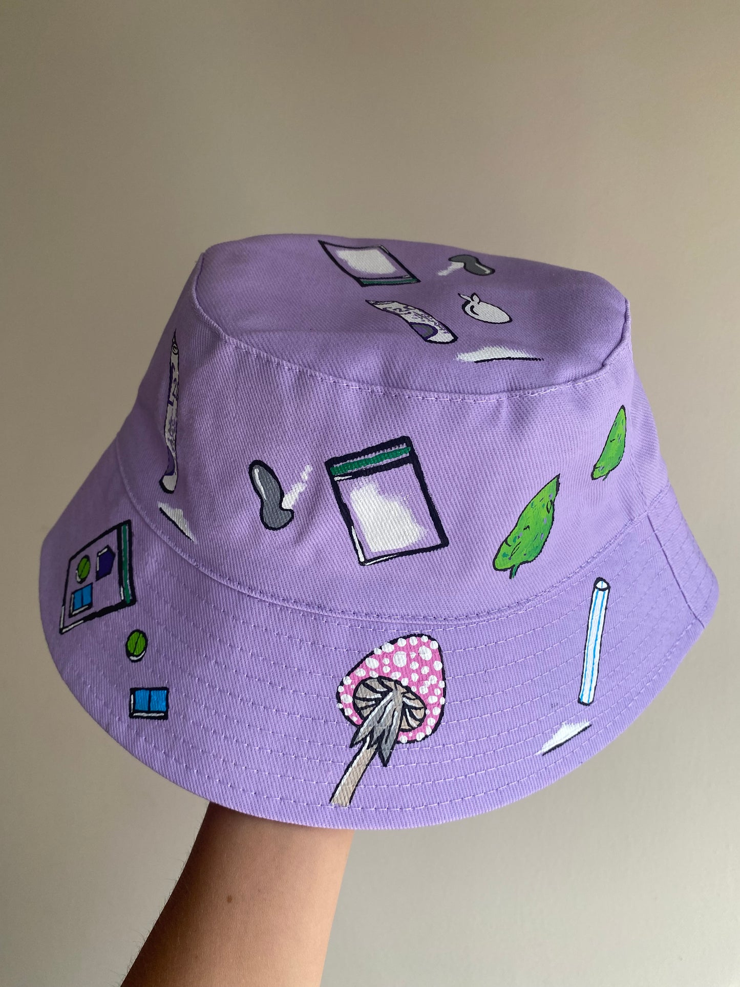 zKETAM1NE’ bucket hat