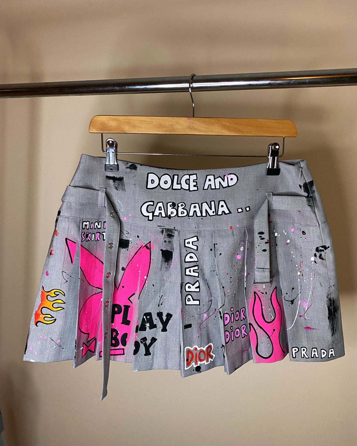 aaGRAFFITI’ mini skirt