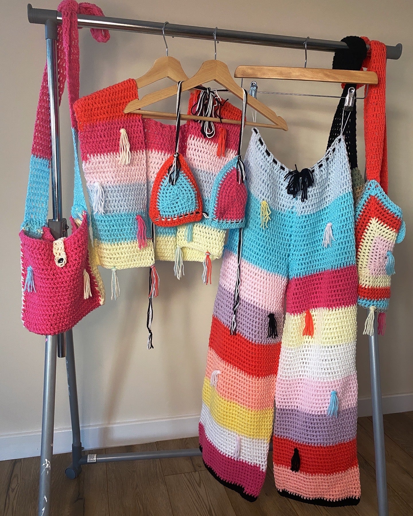 crochet 4 piece’ SET