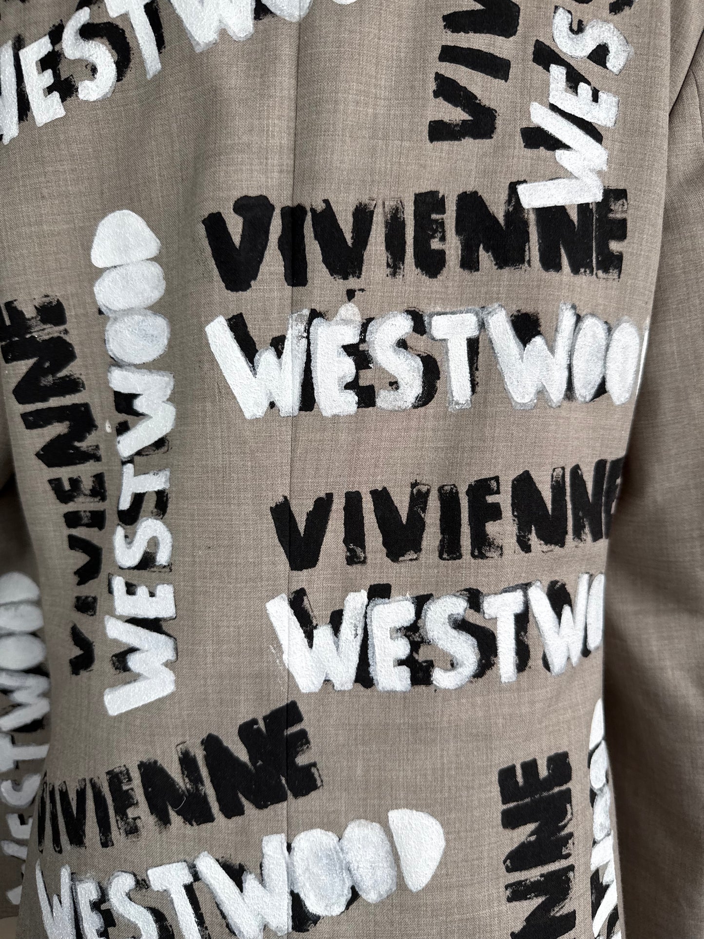 zVIVIENNE’ blazer