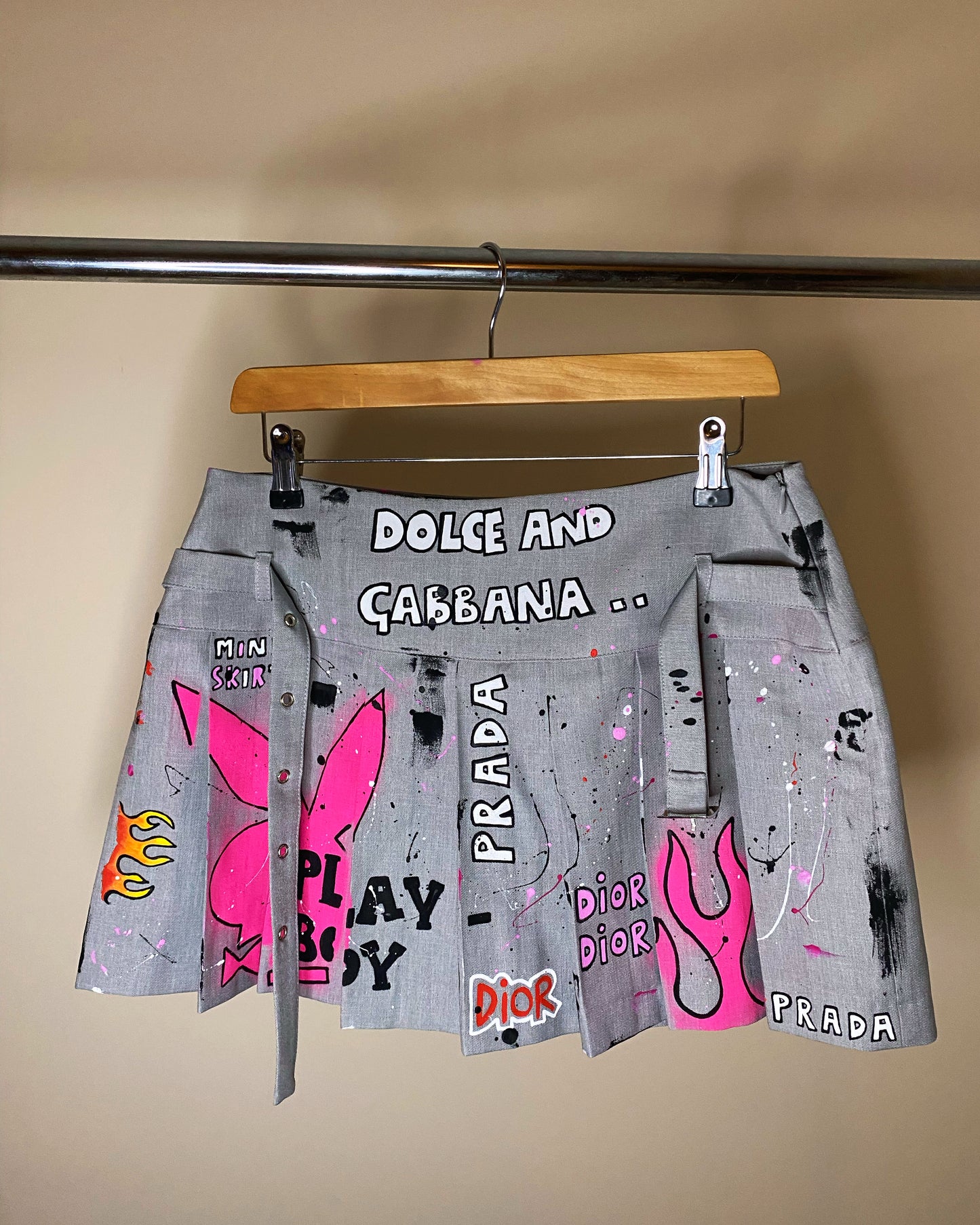 aaGRAFFITI’ mini skirt