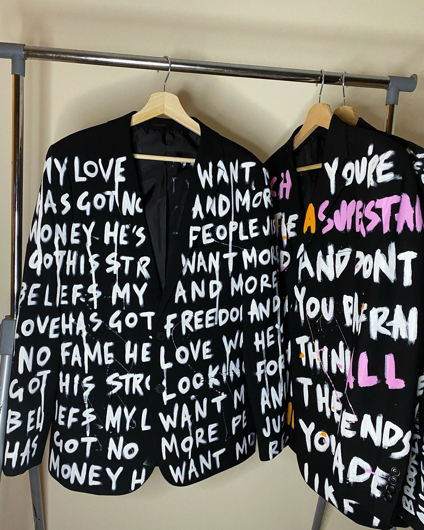zFREEDFROMDESIRE’ blazer