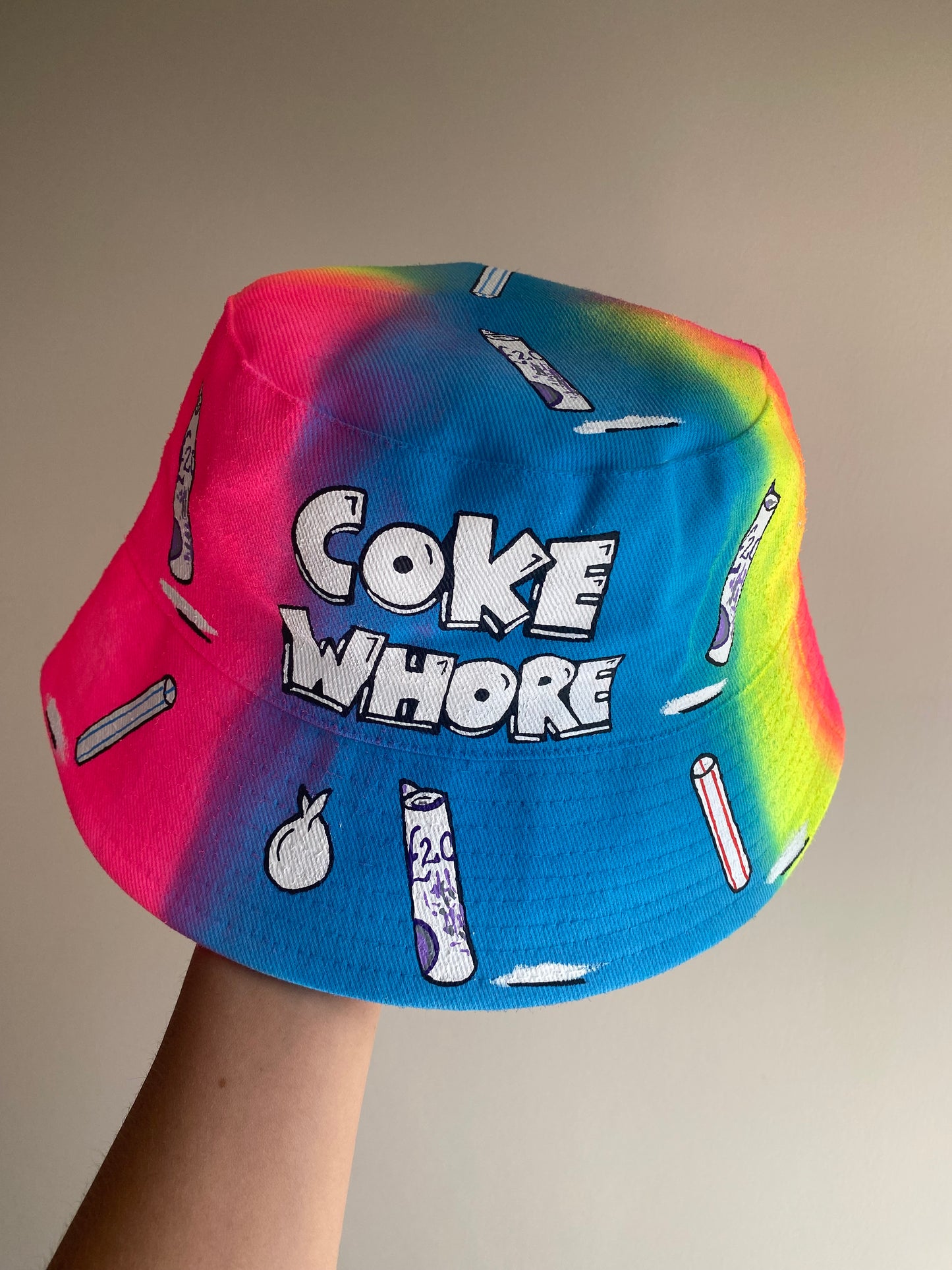 zCWH0RE’ bucket hat