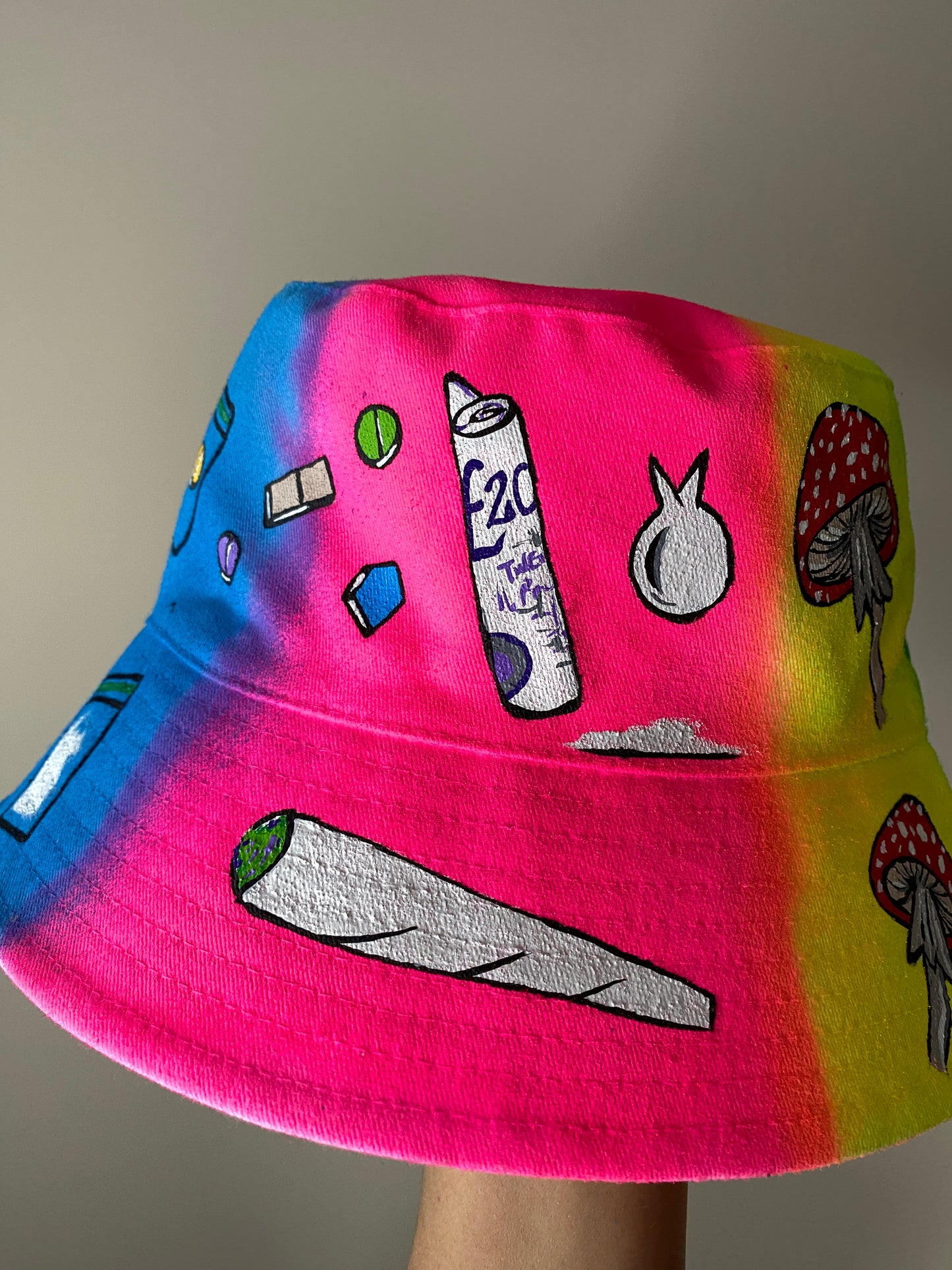 ‘zBABY’S NOTHING BUT A’ bucket hat