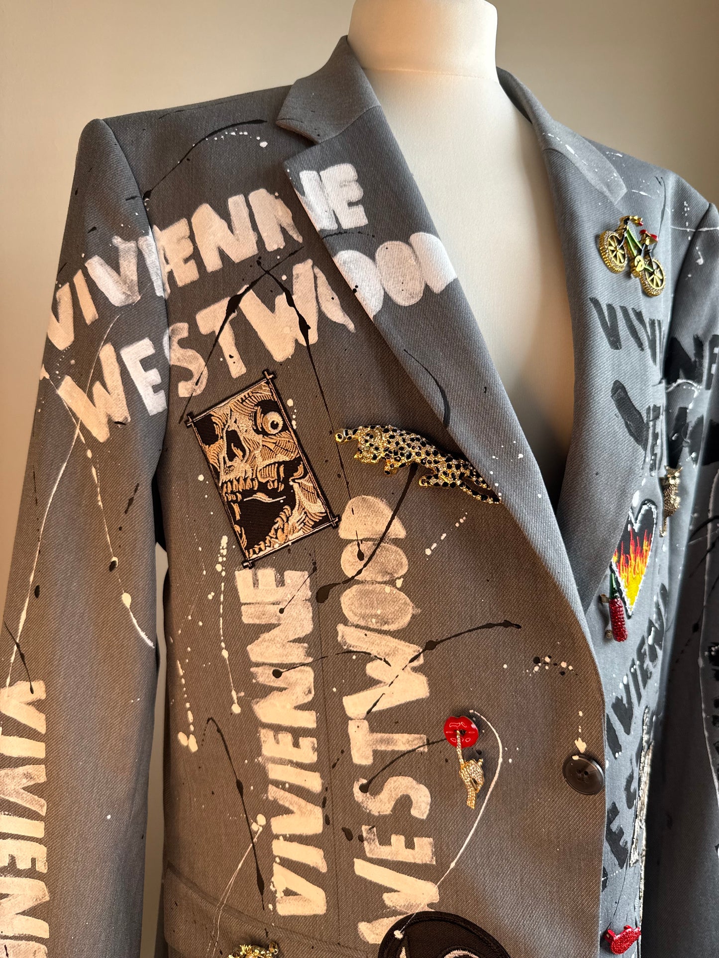 ZVIVIENNE’ blazer