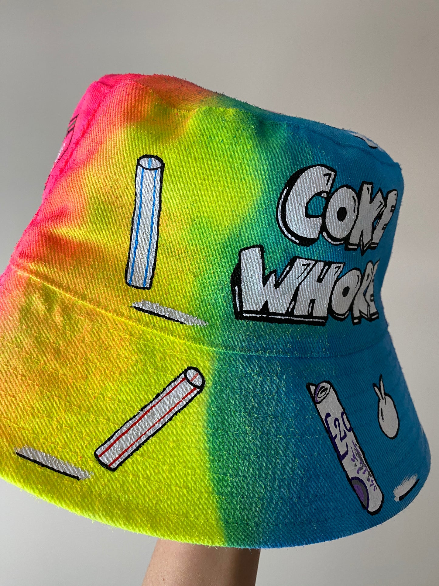 zCWH0RE’ bucket hat