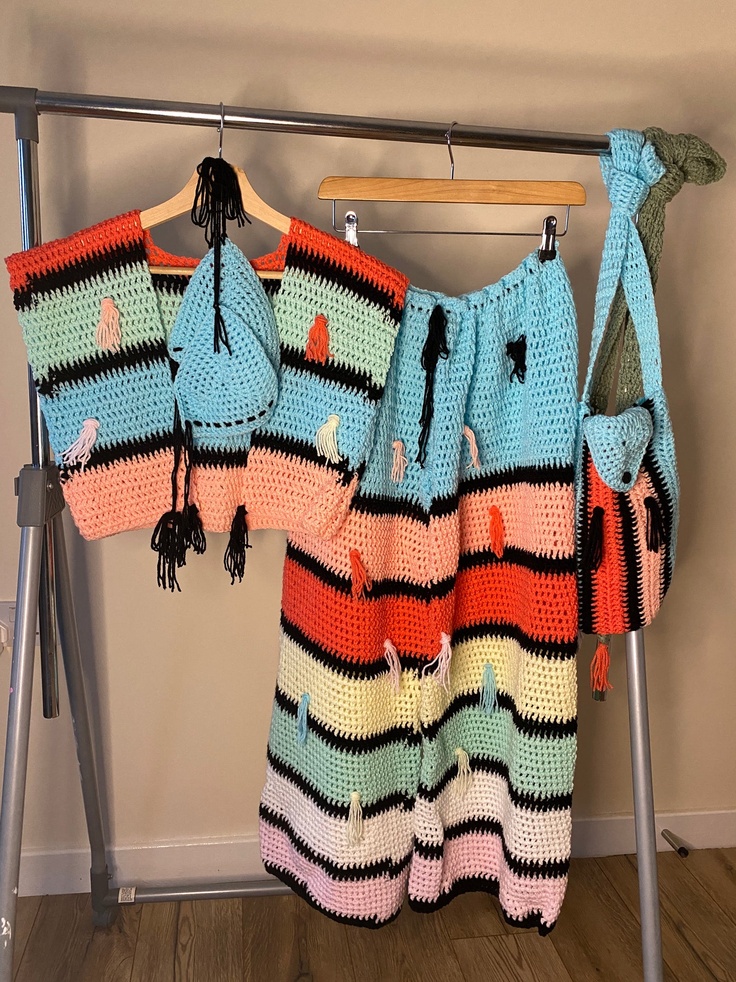 crochet 4 piece’ SET