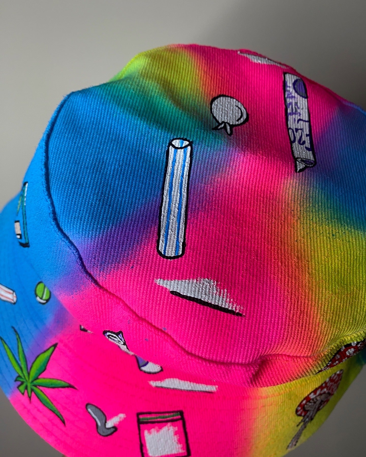 zKETONIT’ bucket hat
