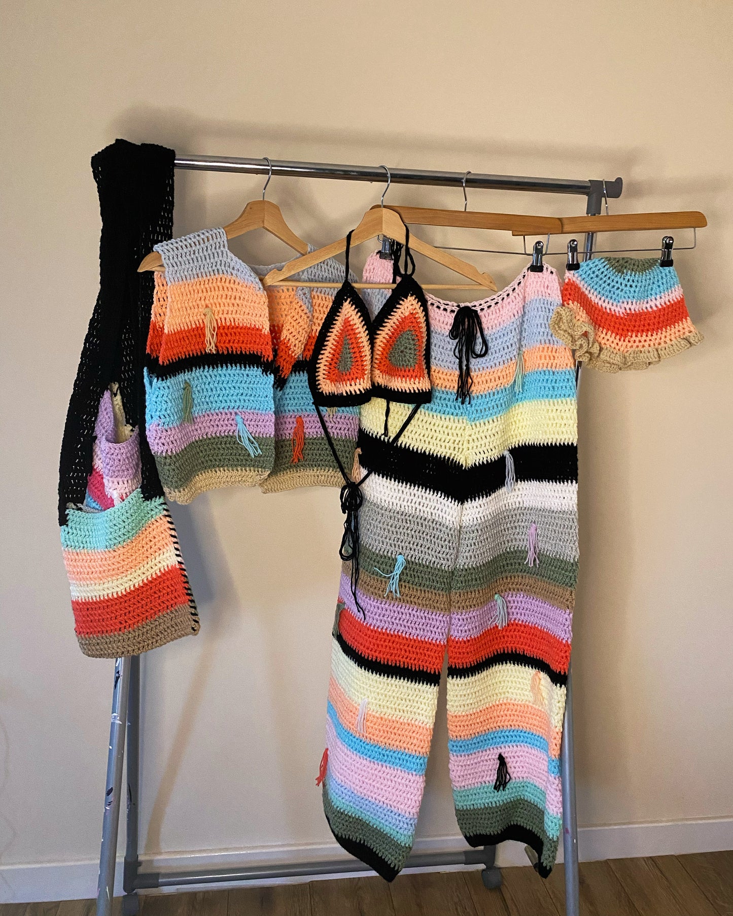 aaCROCHET 5 piece’ SET