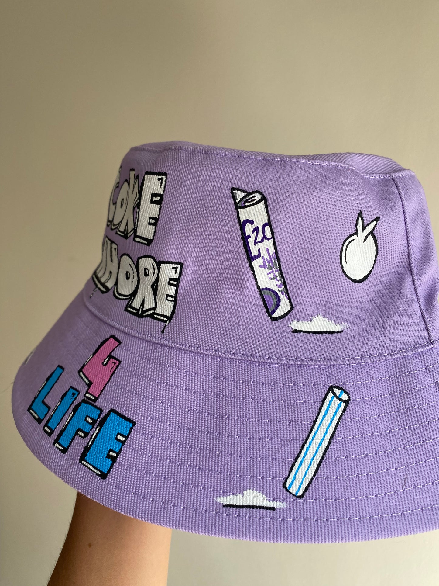 zCWH0RE’ bucket hat