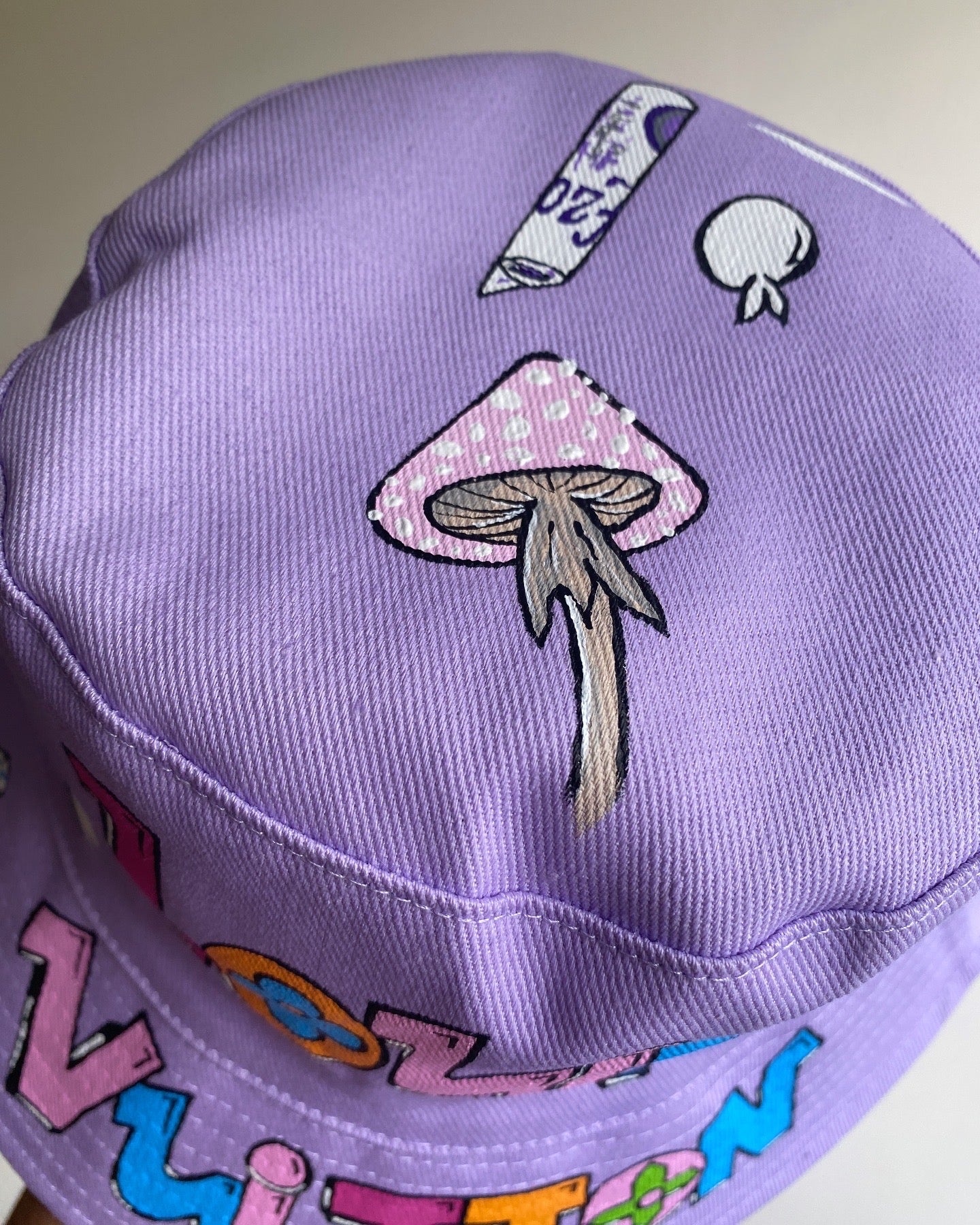 ‘zCWH0RE’ bucket hat