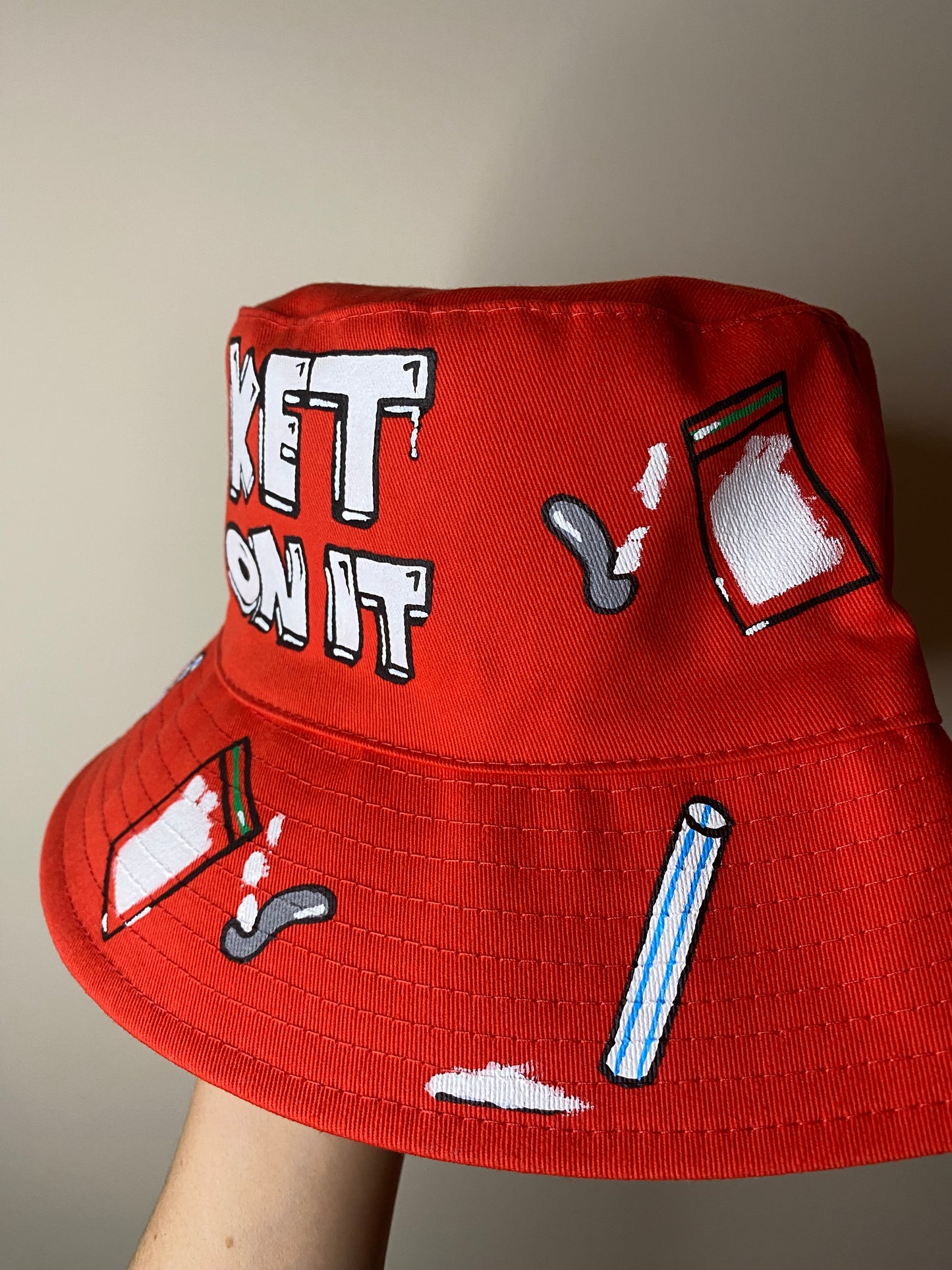 zKETONIT’ bucket hat