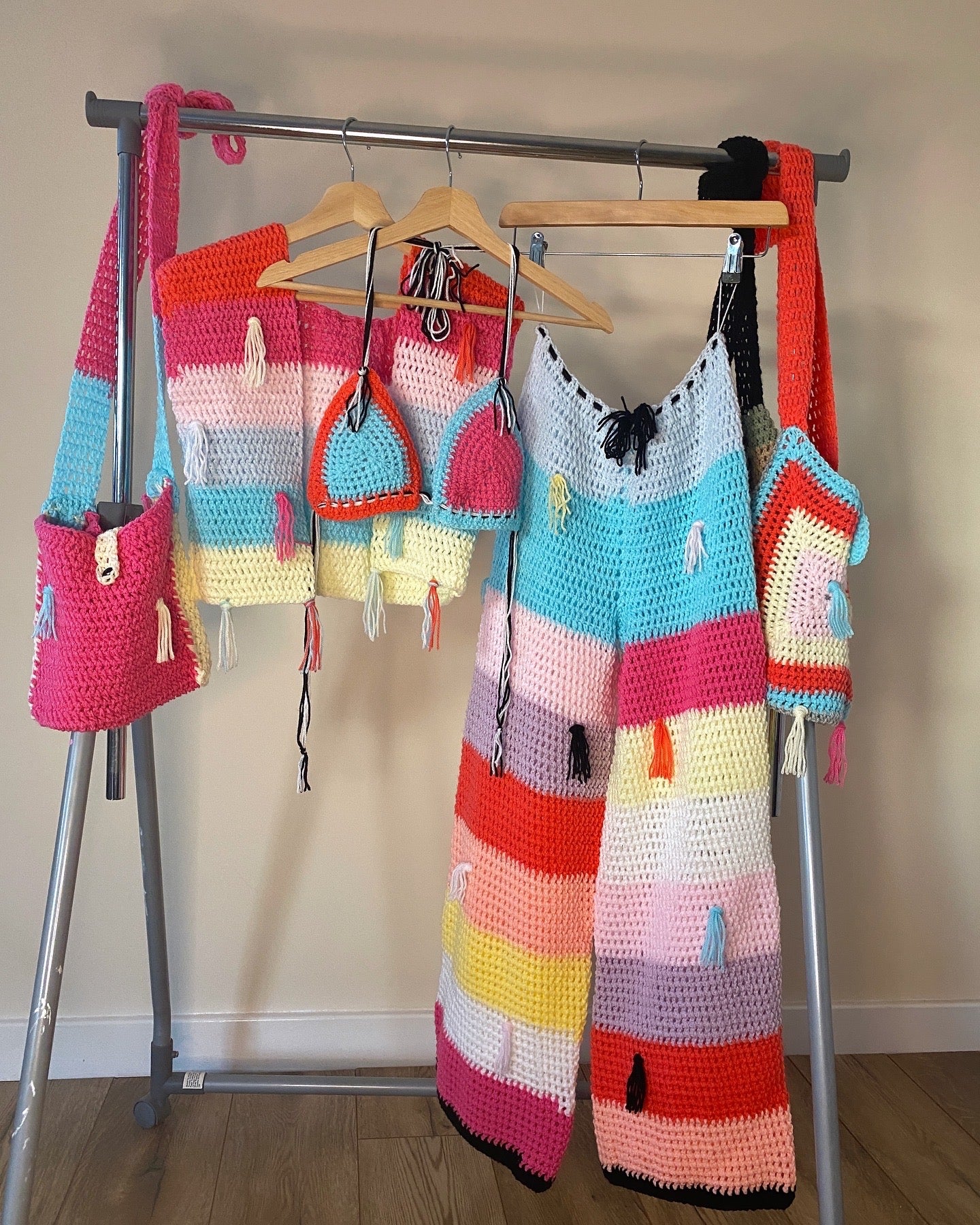 crochet 4 piece’ SET