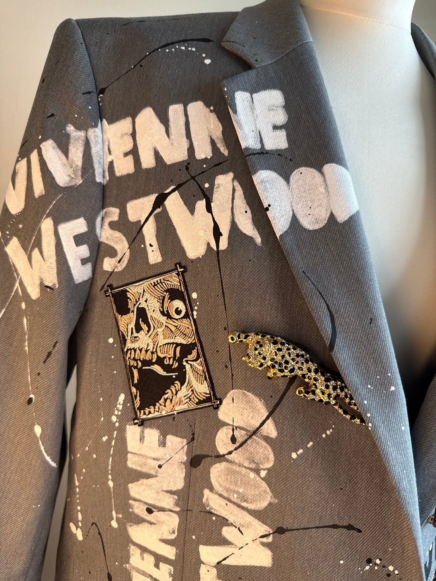 ZVIVIENNE’ blazer