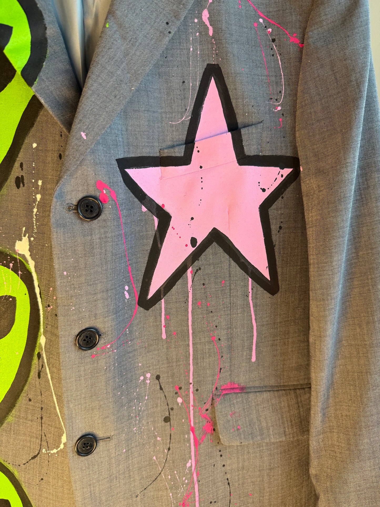 aAlien’ blazer