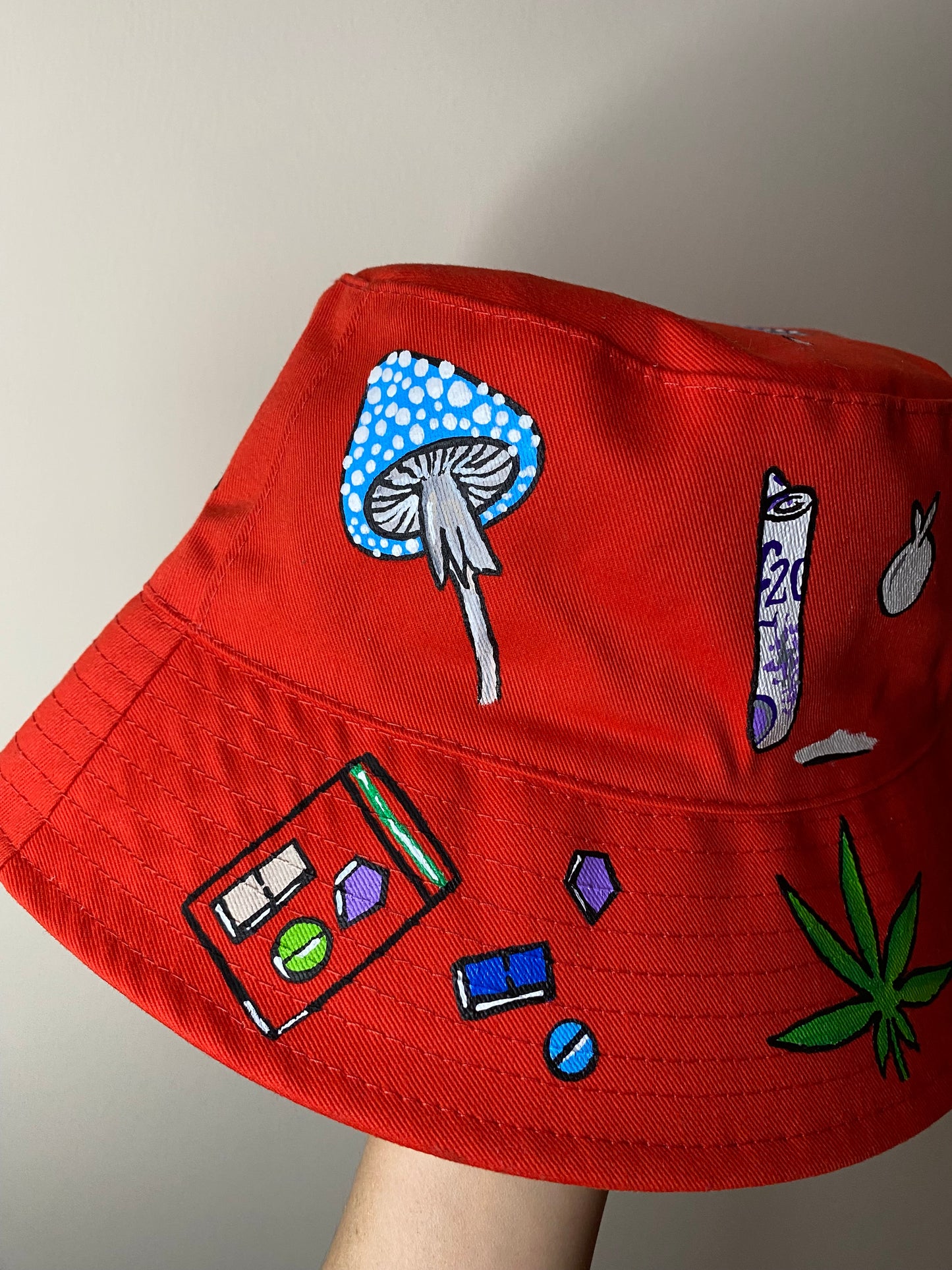 zKETONIT’ bucket hat