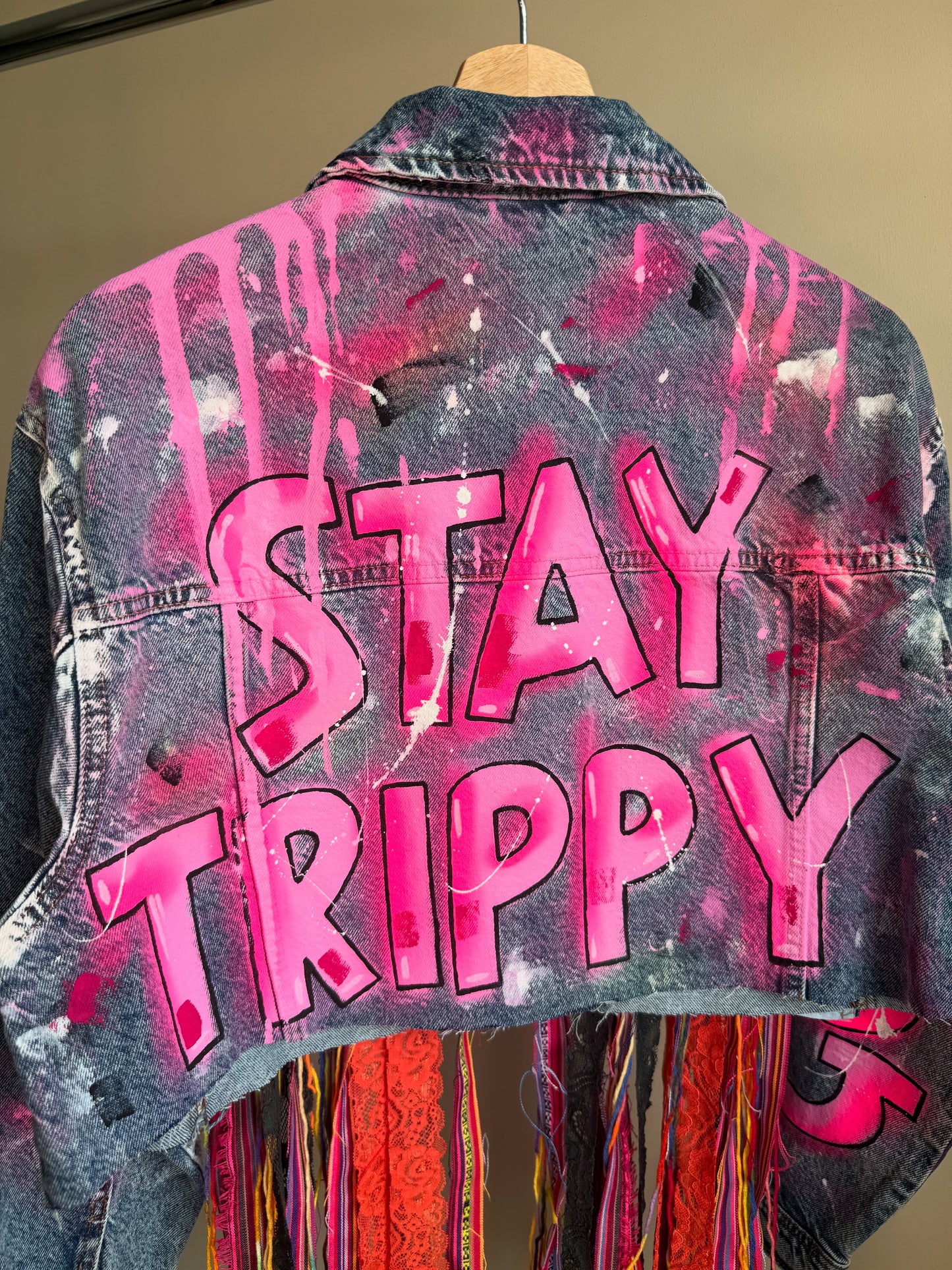 aaaGOODVIBESONLY’ adults cropped denim jacket