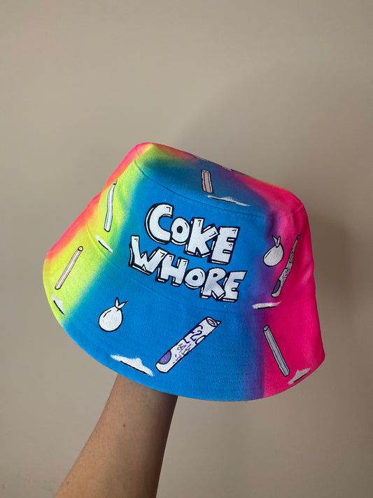 ‘zCWH0RE’ bucket hat