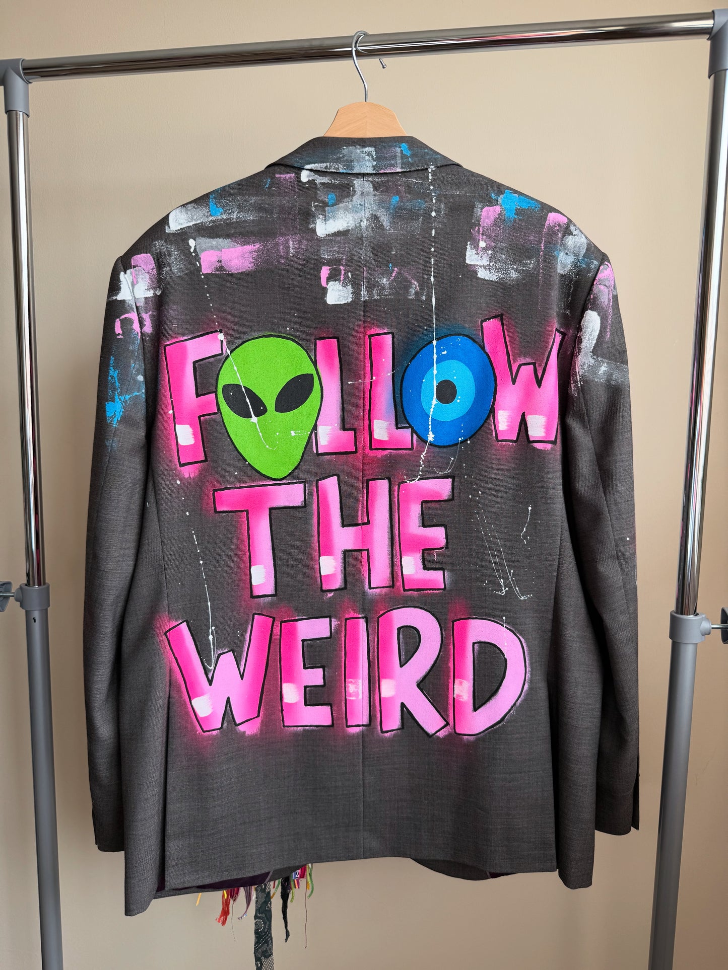 zFOLLOWTHEWEIRD’ Blazer