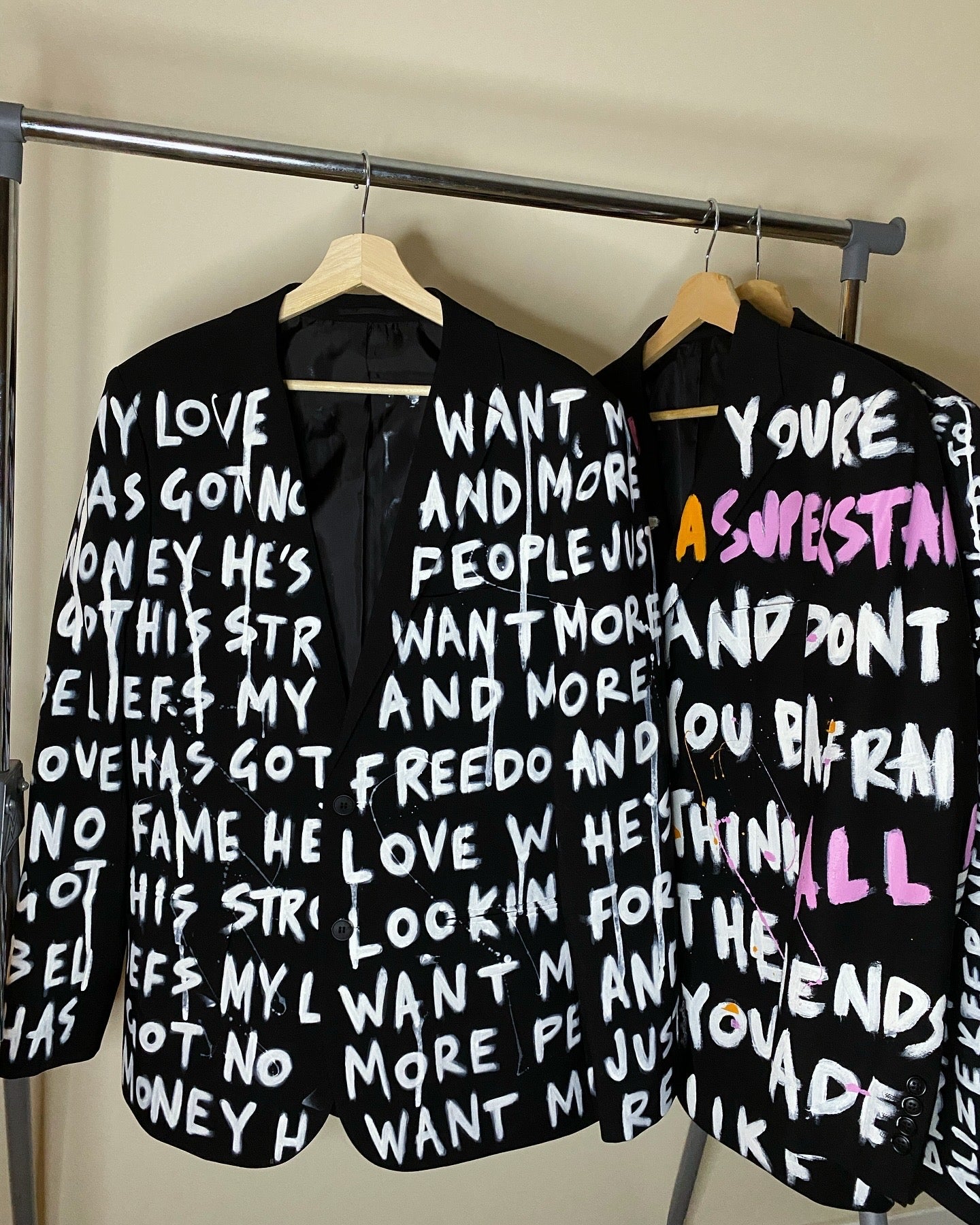 zFREEDFROMDESIRE’ blazer