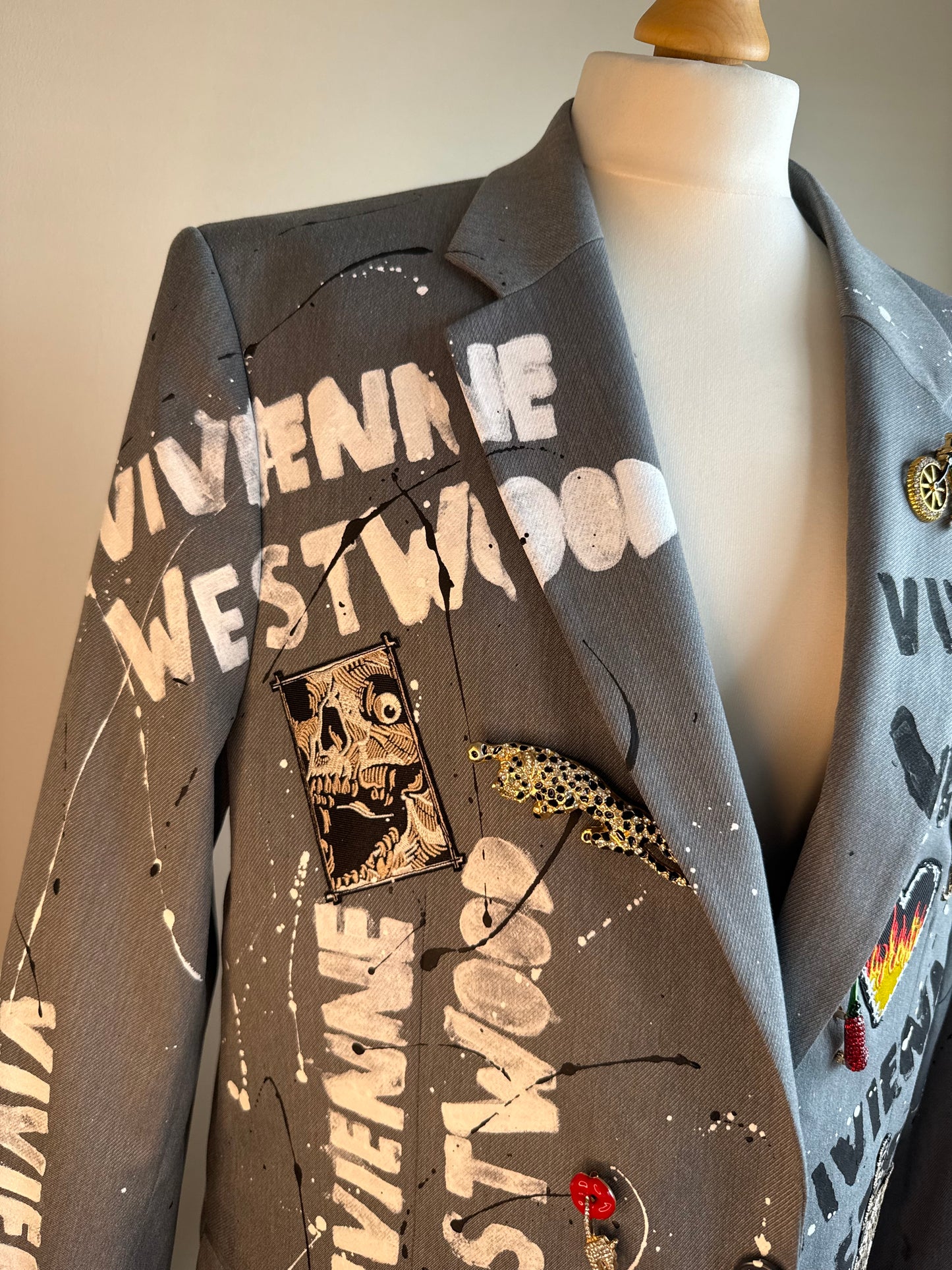 ZVIVIENNE’ blazer